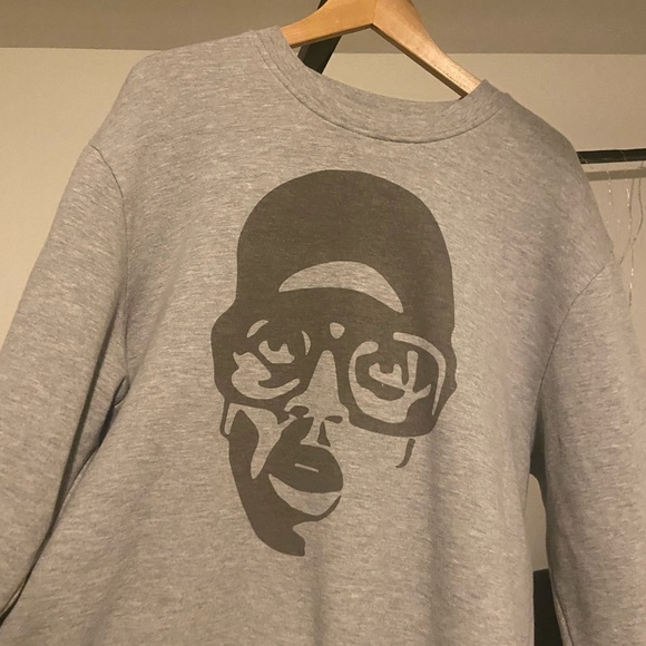 1996 defend Brooklyn 30 acres and a mule hoodie - Picture 4 of 5